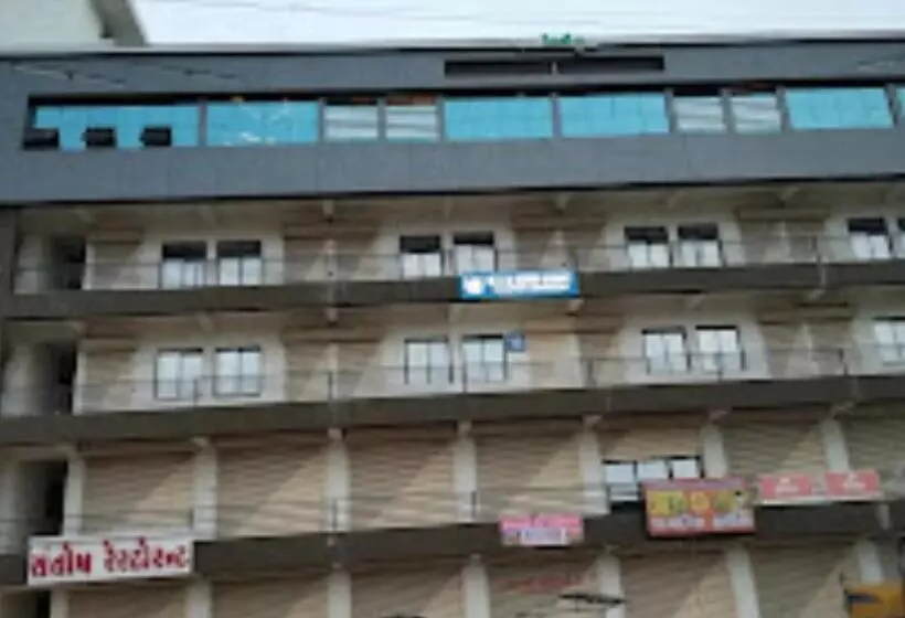 ホテル Shakti Delux Rooms Vadodara