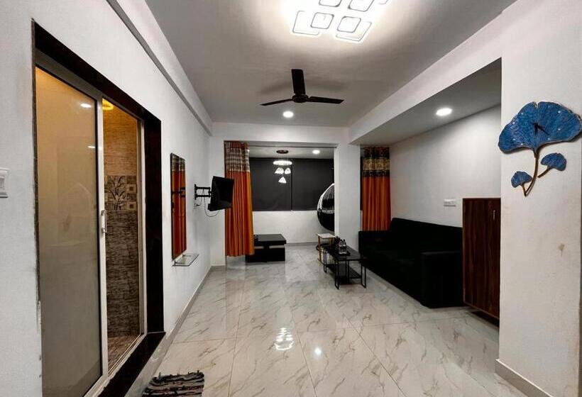 فندق Small Daddy Plus