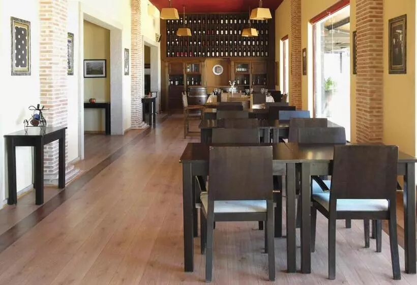 Hotelli Tranca Da Barriga   Casa Do Vinho By Quinta De São Tiago