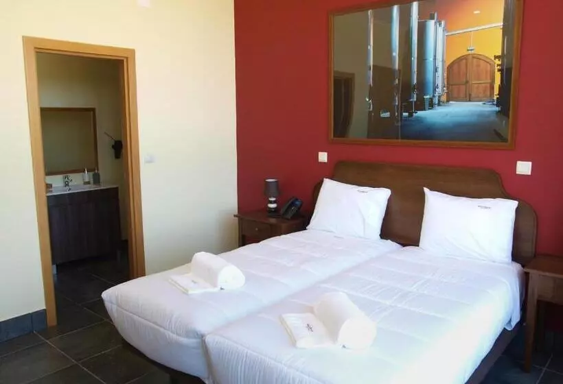 Hotelli Tranca Da Barriga   Casa Do Vinho By Quinta De São Tiago