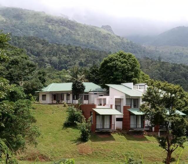 בית מלון כפרי Wayanad Adventures Eco Farm Resort
