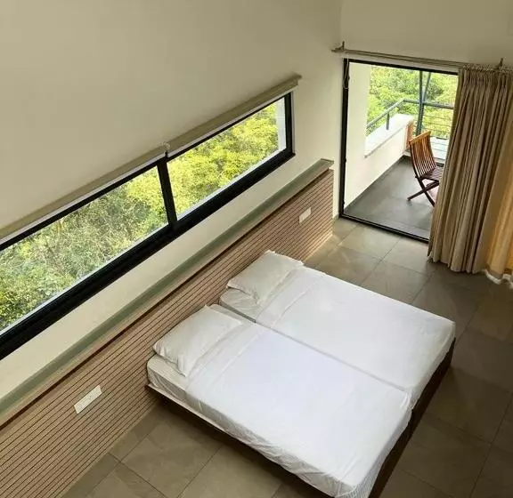 ホテル Wayanad Adventures Eco Farm Resort