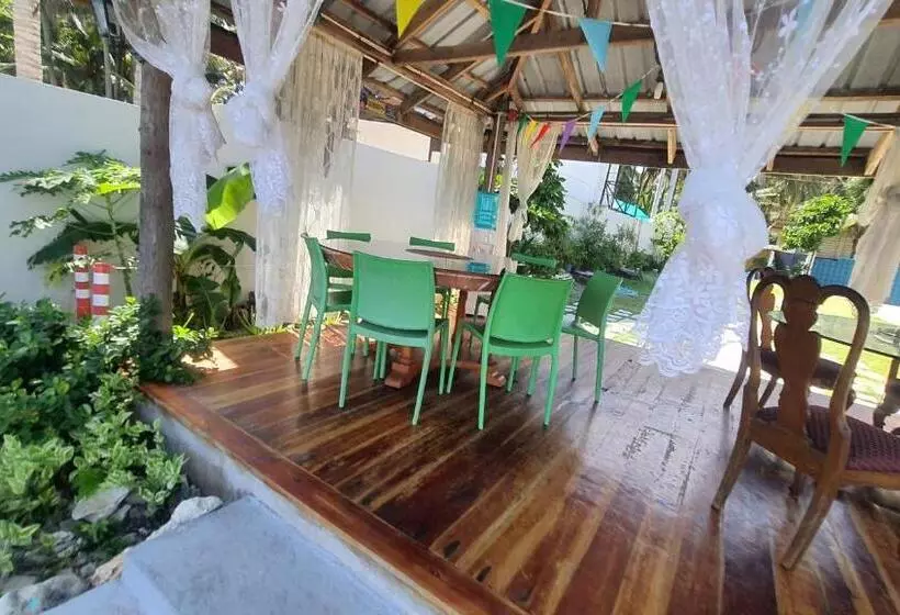 Kuroshara Beach Resort