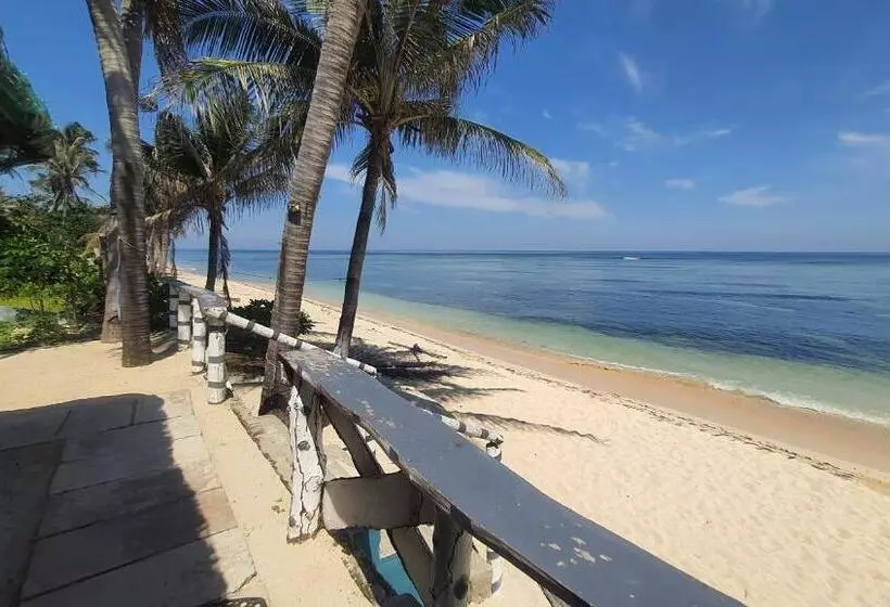 Kuroshara Beach Resort