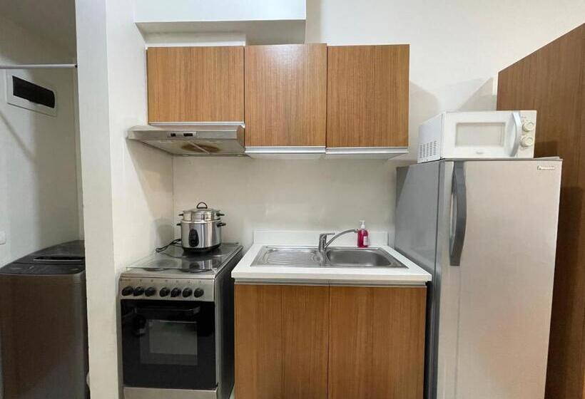 Modern And Cozy Condo In 8adriatico Near Pgh, Slmec And Us Embassy