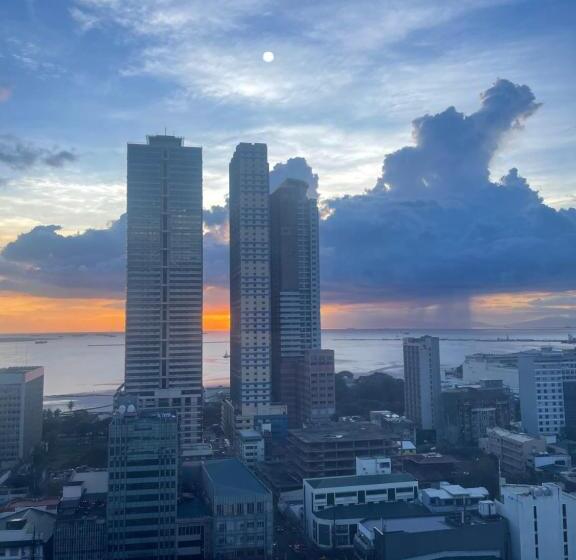 Modern And Cozy Condo In 8adriatico Near Pgh, Slmec And Us Embassy