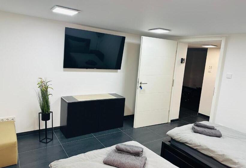 بنسيون Blauer Stein Apartments Doppelzimmer 1