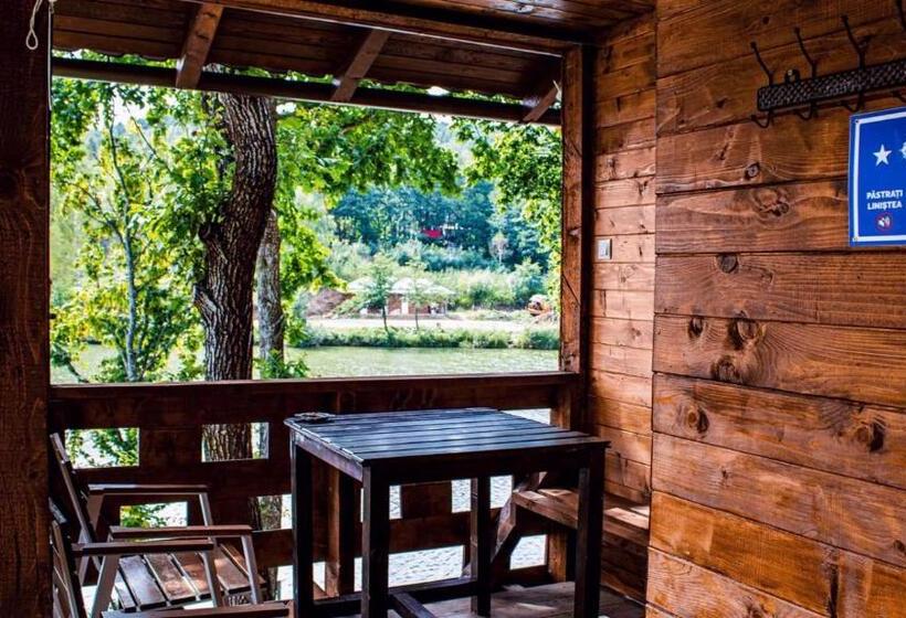 פנסיון Complex Lacul Micesti