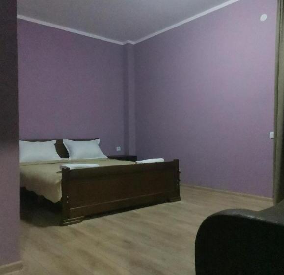 پانسیون Khando2023