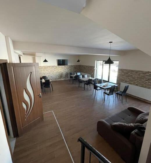 پانسیون Khando2023