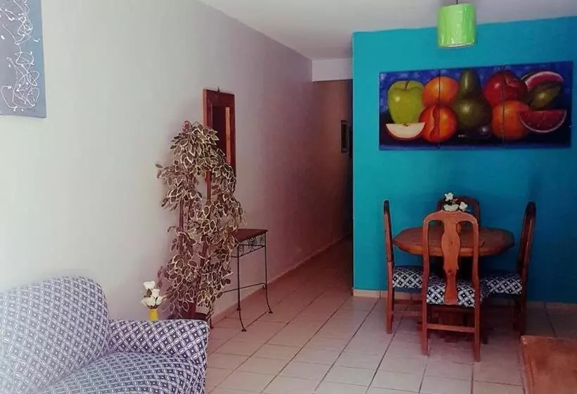 ペンション Posada De León