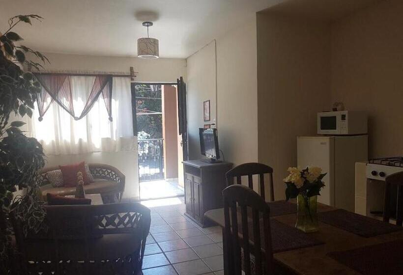 Пансион Posada De León