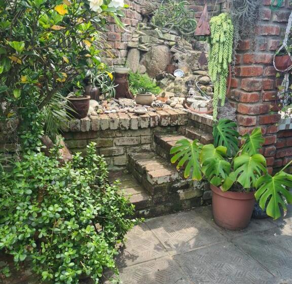 Pension Sandy Toes Airbnb