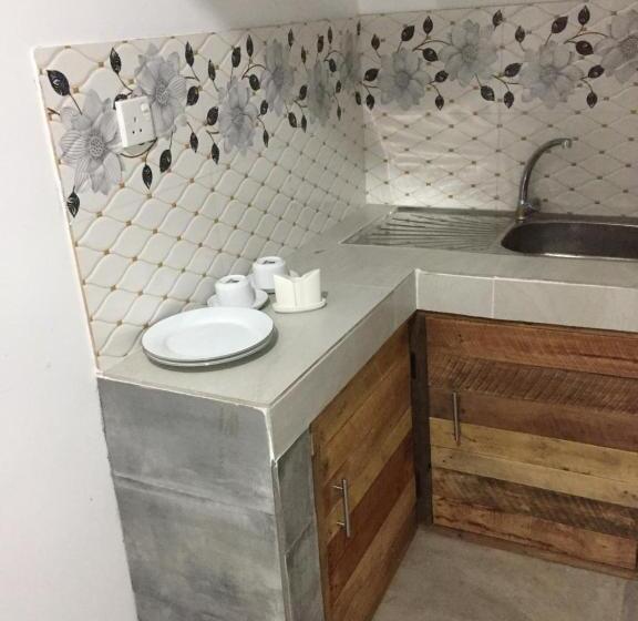 ペンション Tropical Villa