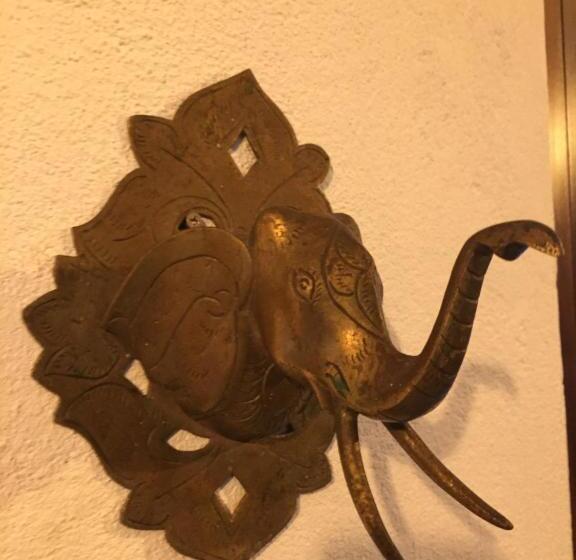 ペンション Tropical Villa