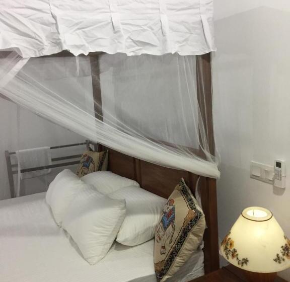 ペンション Tropical Villa