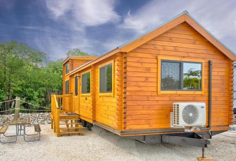 منتجع Cabins At Bonefish Bay