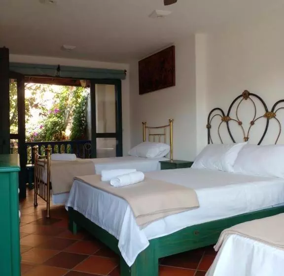 Aamiaismajoitus (B&B) Casa Silva   Hotel Cafe