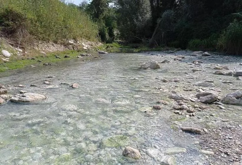 Aamiaismajoitus (B&B) Famiglia Nel Vento