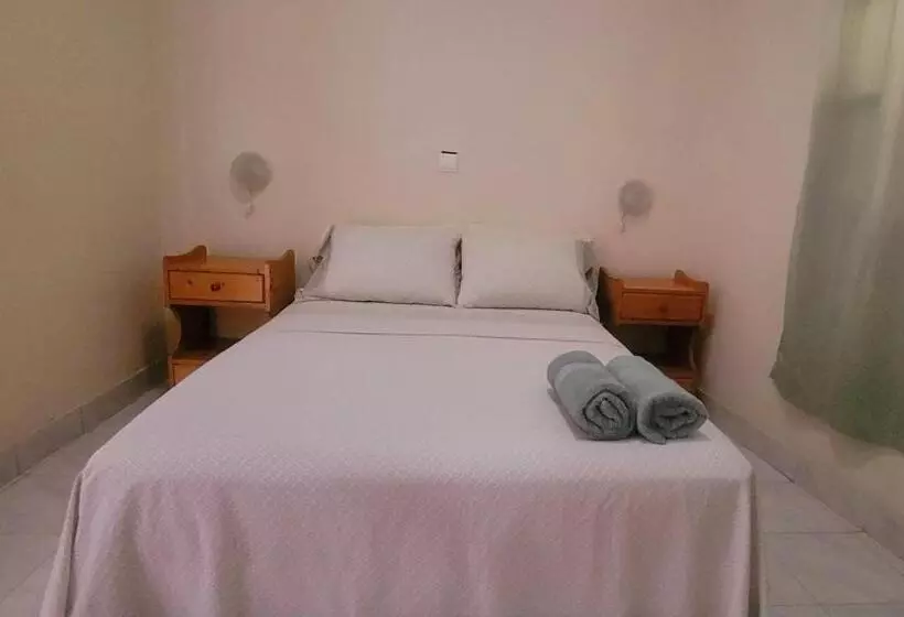 تختخواب و صبحانه Opensky