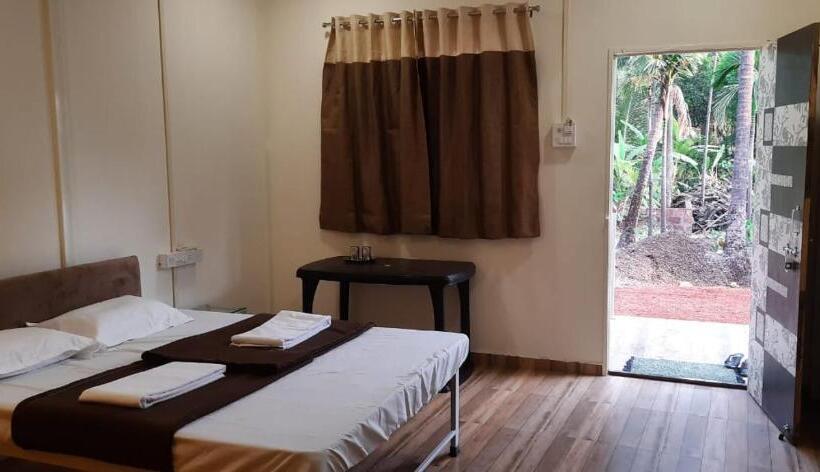 Hotell Aaryan Beach Resort