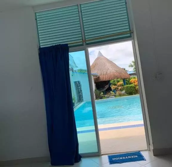 ホテル Cabaña Manzuren