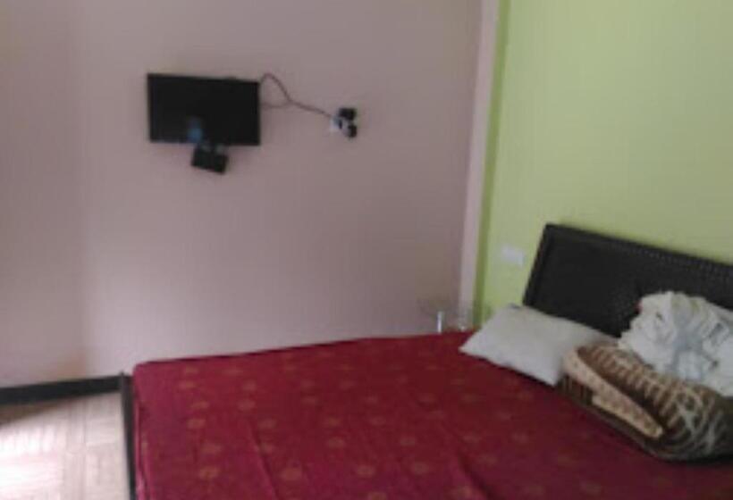 ホテル Gayatri Farm Resort Kolan