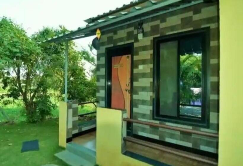 ホテル Gayatri Farm Resort Kolan