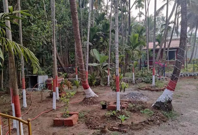 ホテル Krishna Kunj