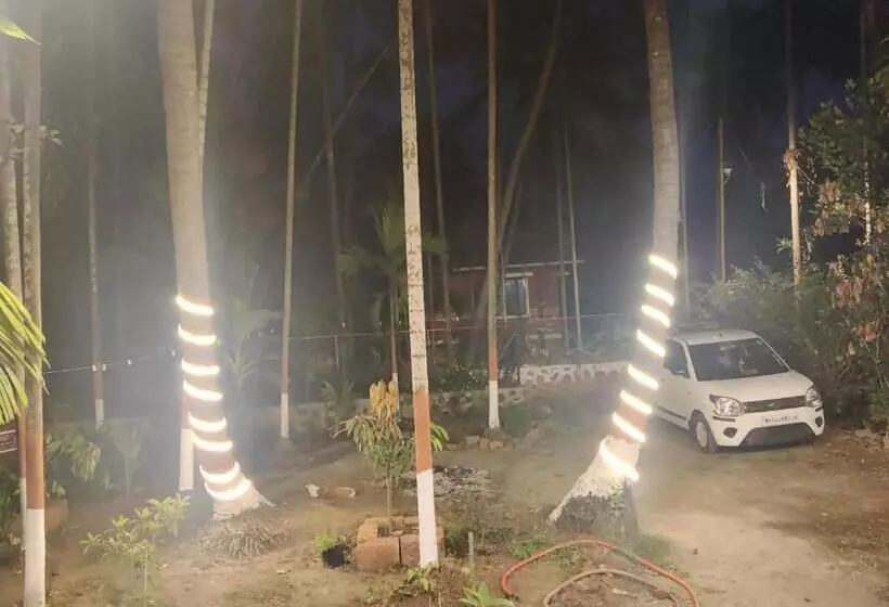 ホテル Krishna Kunj