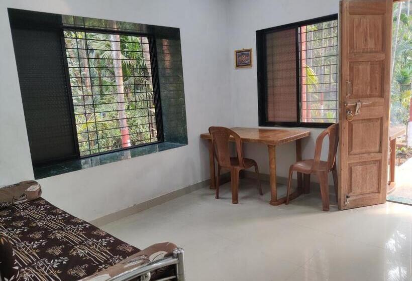 Hotelli Krishna Kunj