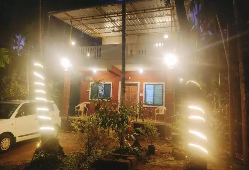 ホテル Krishna Kunj