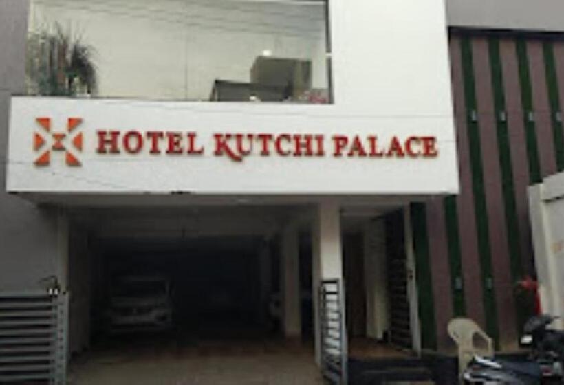 هتل Kutchi Palace, Dwarka