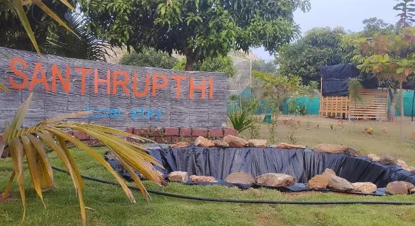 ホテル Santhrupthifarmstay