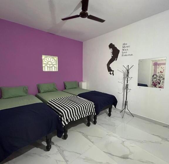 Hotel Santhrupthifarmstay