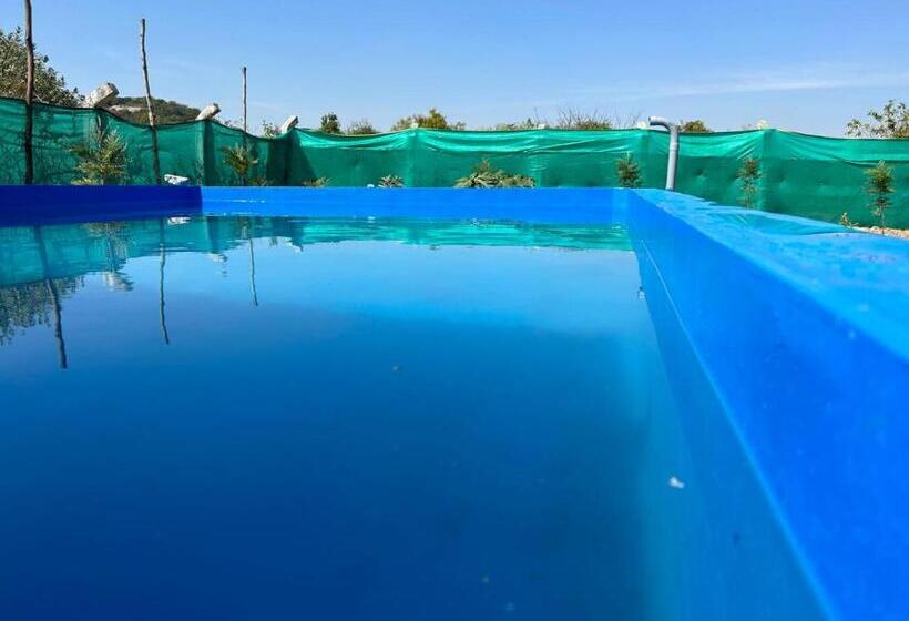 Hotel Santhrupthifarmstay