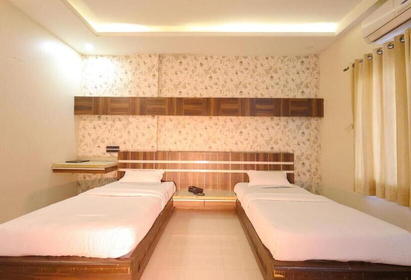 Szálloda Sharveen Classic Inn