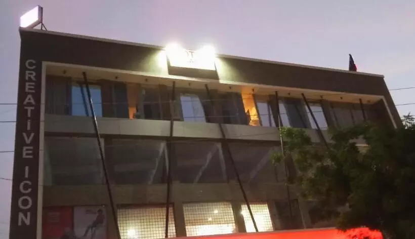 هتل Shaswat Inn