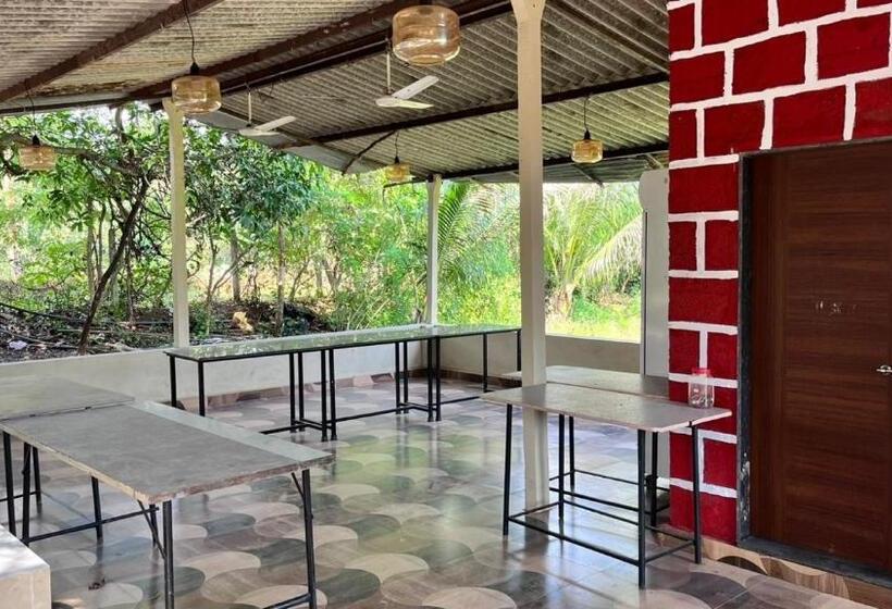 ホテル Sneha Farm House,kudal