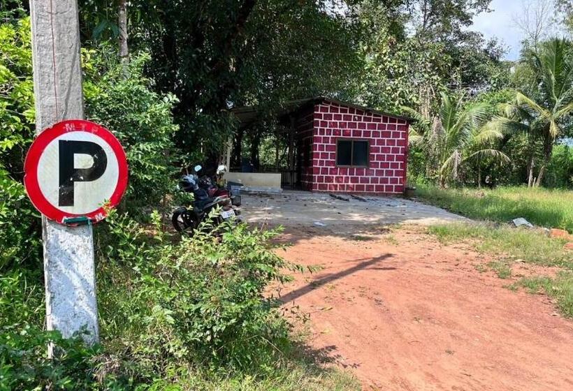 ホテル Sneha Farm House,kudal