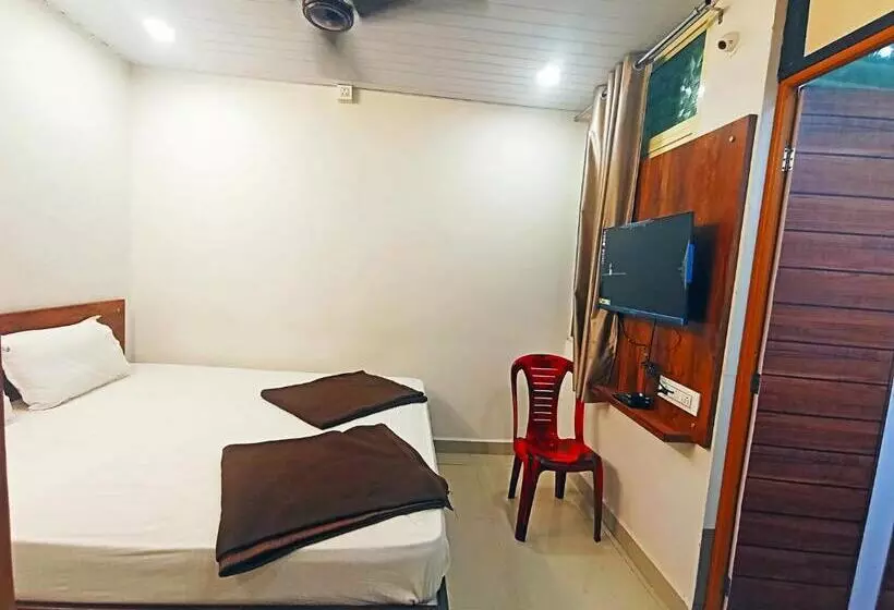 ホテル Jayalaxmi Comforts