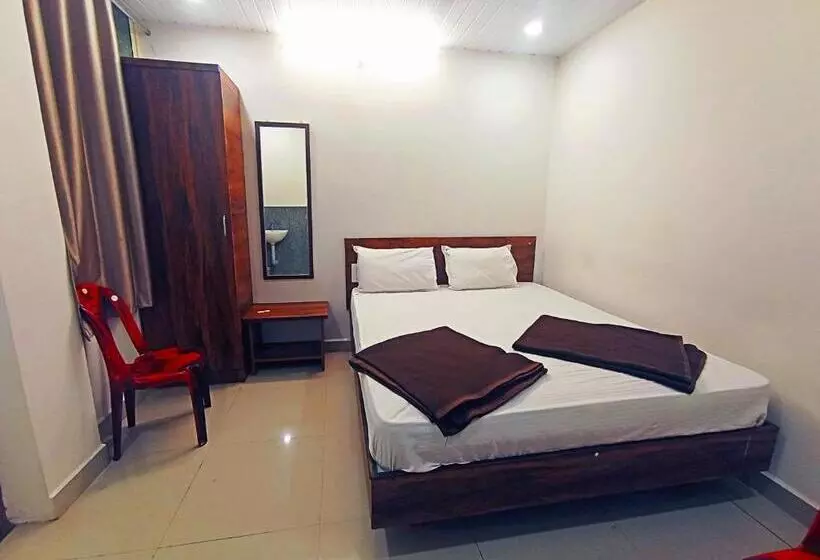 ホテル Jayalaxmi Comforts