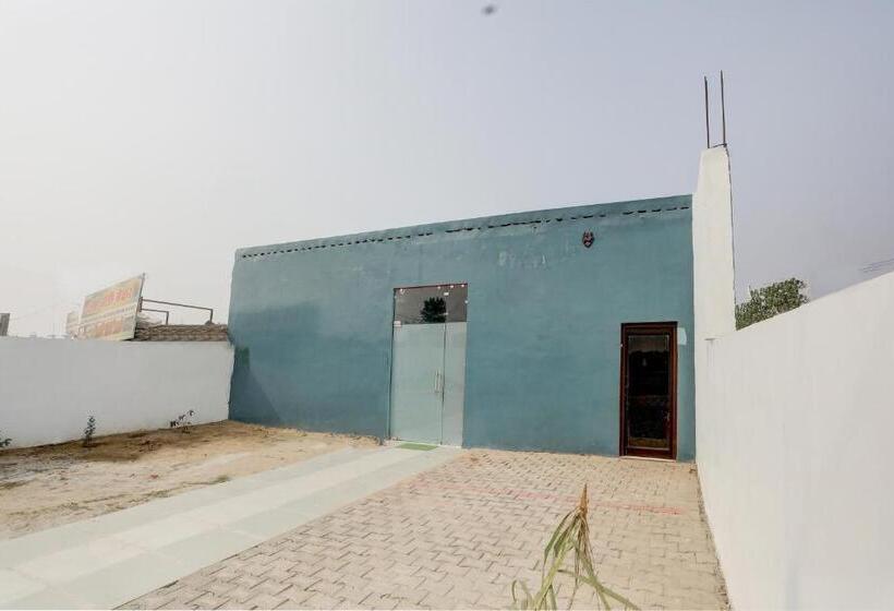 Oyo Kittu Hotel And Restaurant