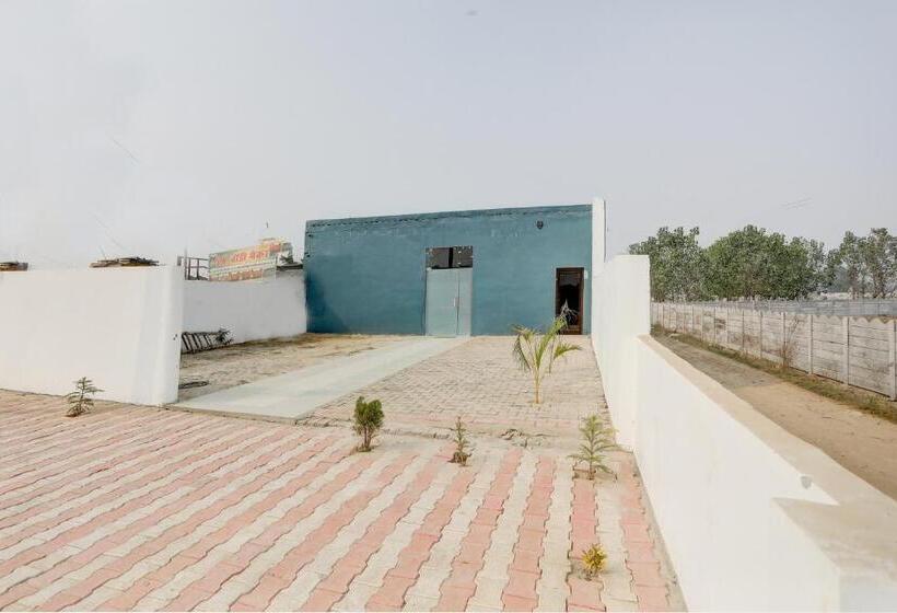 Oyo Kittu Hotel And Restaurant