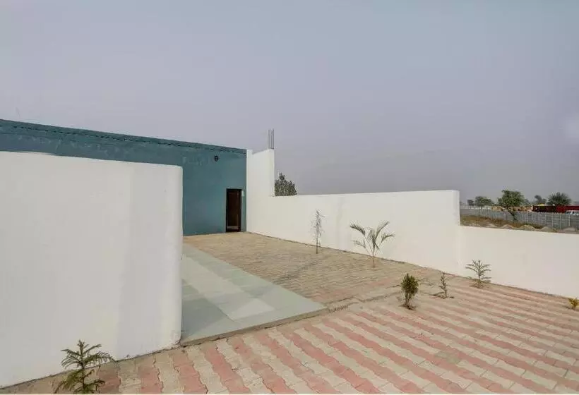 Oyo Kittu Hotel And Restaurant