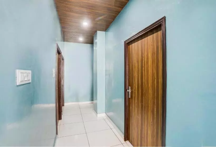Oyo Kittu Hotel And Restaurant