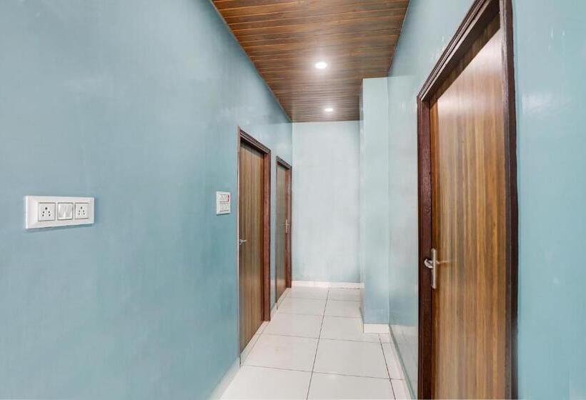 Oyo Kittu Hotel And Restaurant