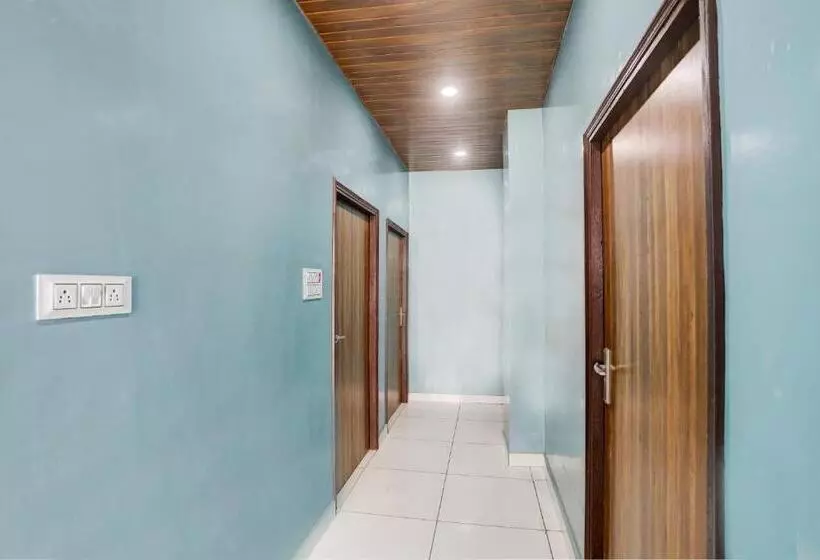 Oyo Kittu Hotel And Restaurant