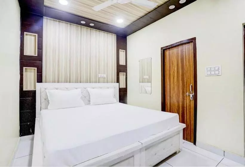 Oyo Kittu Hotel And Restaurant