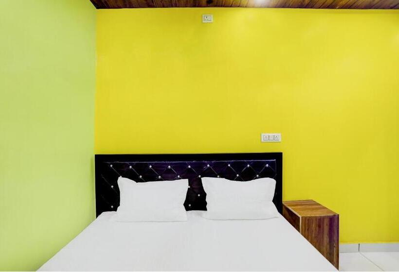 Oyo Kittu Hotel And Restaurant